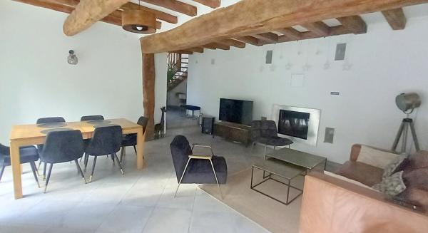 Maison centre-ville - Laval rive droite - 4/5 chambres - jardin - stationnement