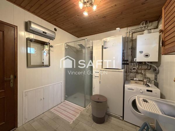 Maison familiale 4 chambres avec piscine