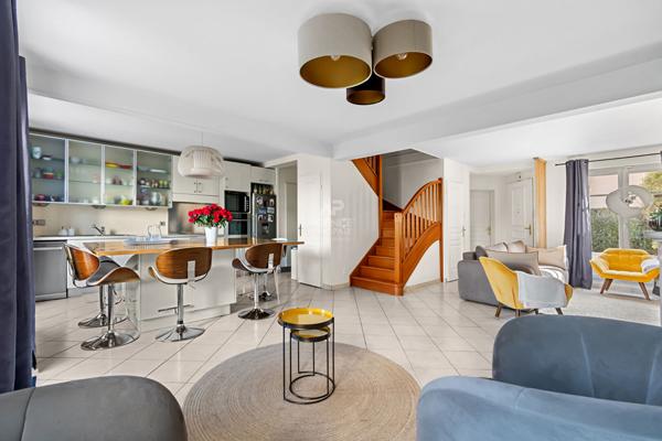 Maison Chambourcy 6 pièce(s) 140 m2 €685 000 ** - Référence 17856