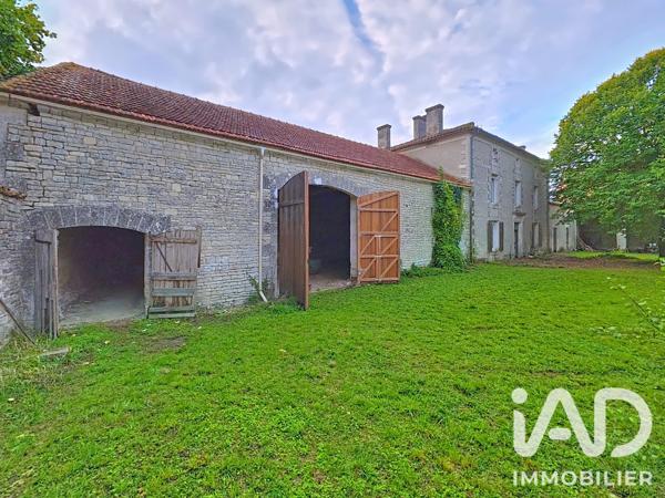 Maison à vendre 15 pièces 390 m² Vervant