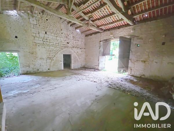 Maison à vendre 15 pièces 390 m² Vervant