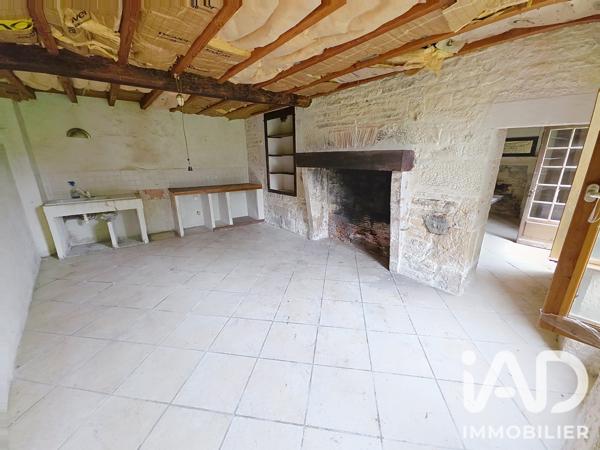 Maison à vendre 15 pièces 390 m² Vervant