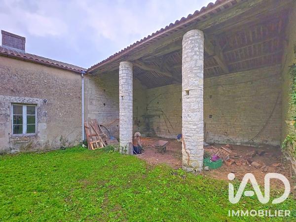 Maison à vendre 15 pièces 390 m² Vervant