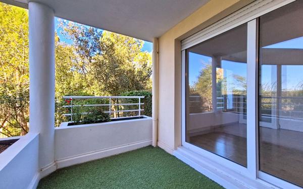 Appartement à vendre    4 pièces • 76,48 m2 Le Cannet