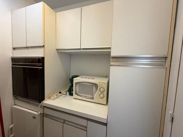 LOCATION DE SEPTEMBRE à JUIN -SETE - CORNICHE - APPARTEMENT T2