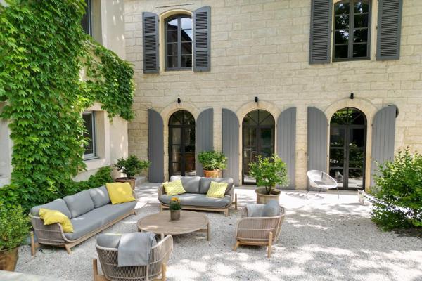 Vente Mas Uzès 10 Pièces 300 m²