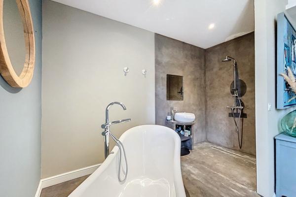 Vente Mas Uzès 10 Pièces 300 m²