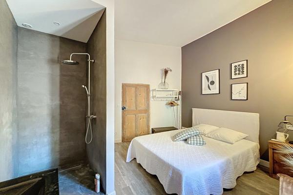 Vente Mas Uzès 10 Pièces 300 m²