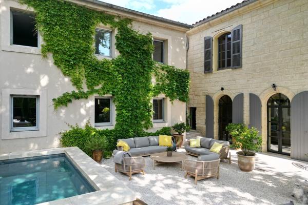 Vente Mas Uzès 10 Pièces 300 m²