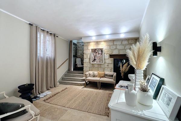 Vente Mas Uzès 10 Pièces 300 m²