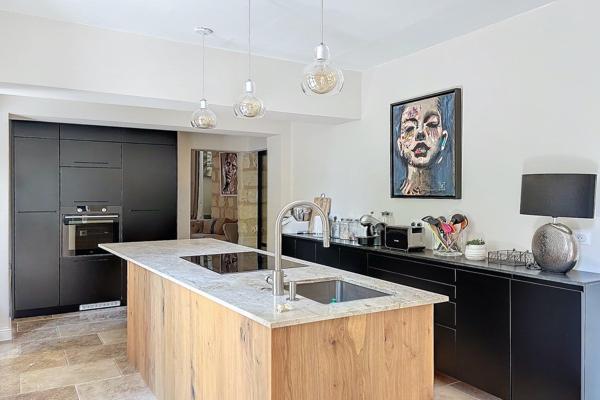Vente Mas Uzès 10 Pièces 300 m²