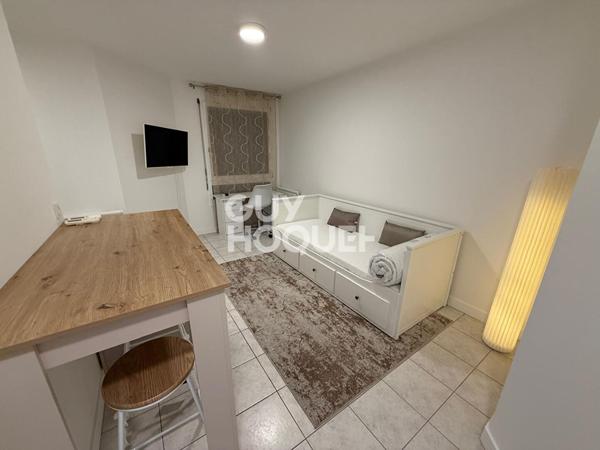 EXCLUSIVITÉ STUDIO CALME AVEC PISCINE ET CAVE LYON 3e