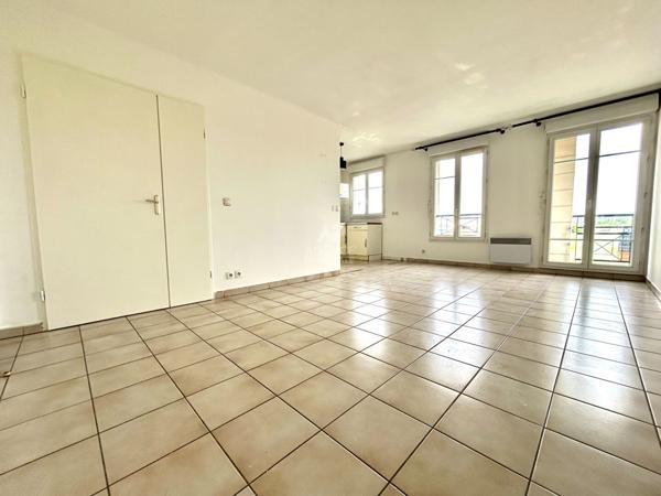 Appartement Carrieres Sous Poissy 2 pièce(s) 46 m2 165 000 € **  - Référence  9202