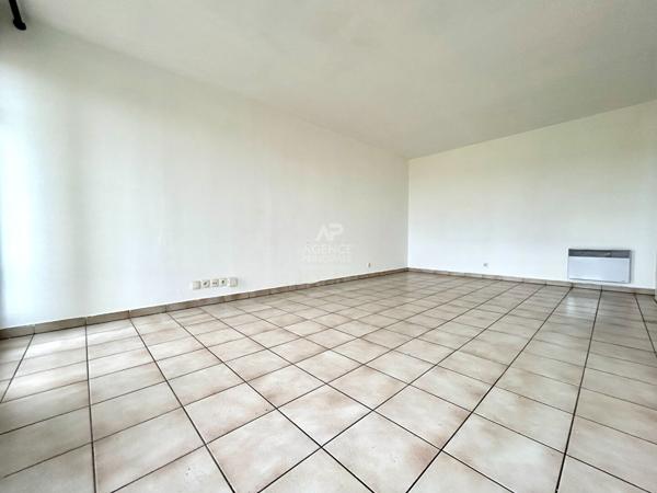 Appartement Carrieres Sous Poissy 2 pièce(s) 46 m2 165 000 € **  - Référence  9202