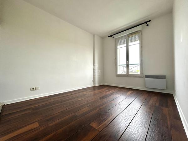 Appartement Carrieres Sous Poissy 2 pièce(s) 46 m2 165 000 € **  - Référence  9202