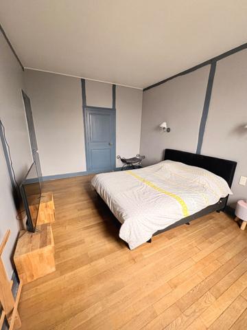 Maison 6 pièces 111 m2 proche gare