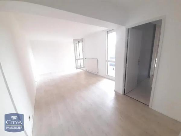 Appartement à louer 3 pièces 67.27m² Lille (59000)