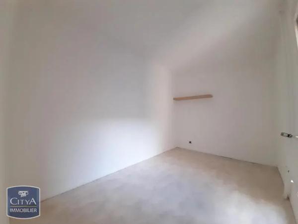 Appartement à louer 3 pièces 67.27m² Lille (59000)