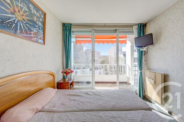 Appartement T2 à vendre  2 pièces - 47 m2 PARIS - 75020