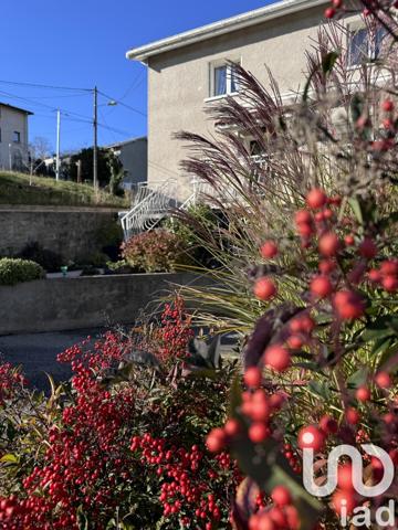 Maison traditionnelle 5 pièces de 149 m² à Sorbiers (42290)