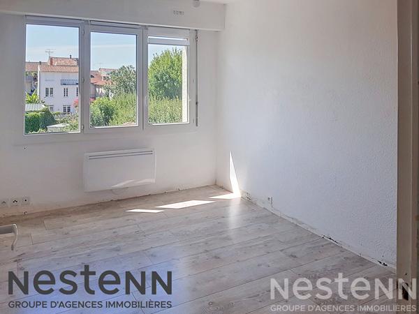 Appartement à vendre au centre de  Saujon 3  chambres, place de parking