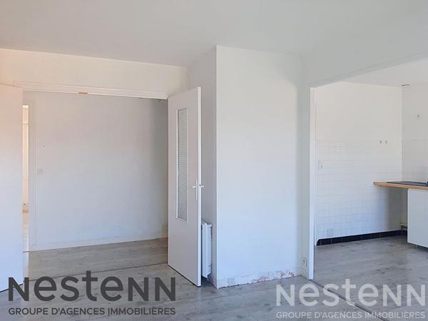 Appartement à vendre au centre de  Saujon 3  chambres, place de parking