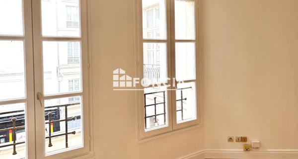 Location Studio 36.72 m² - Paris 75004