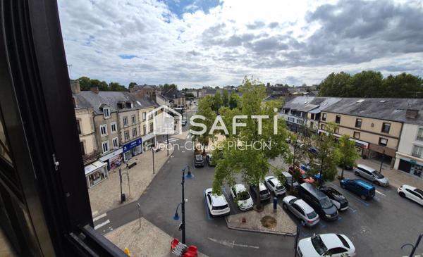 RARE À LA VENTE  ENSEMBLE DE DEUX APPARTEMENTS EN PLEIN CENTRE-VILLE DE MAYENNE