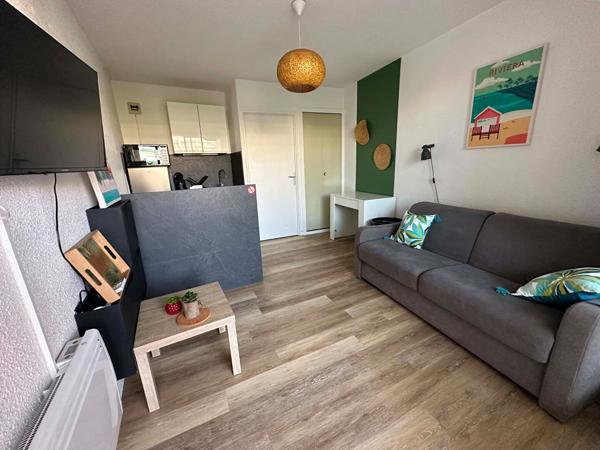 Studio cabine en rez de jardin