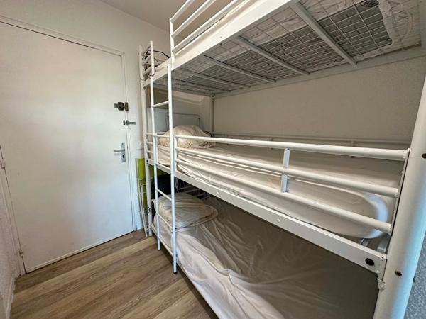 Studio cabine en rez de jardin