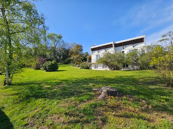 BILLERE 64140, Maison, 6 chambres, bureau, de bonne construction avec jardin