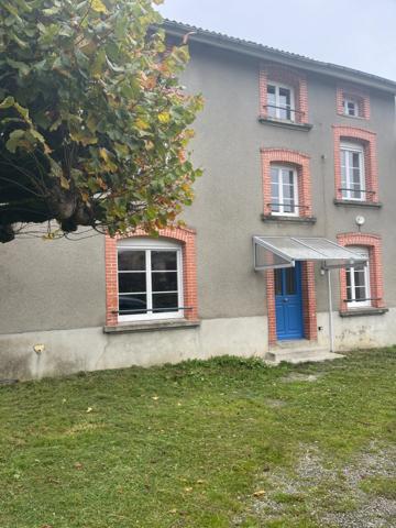 Maison à vendre 6 pièces - dépendances et jardin