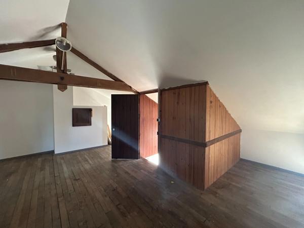 Maison à vendre 6 pièces - dépendances et jardin
