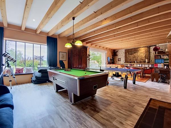 Propriété de charme à vendre à 15 min d'Argentat - Parc paysagé et arboré avec piscine - 4 chambres - Garage - Comble aménageable