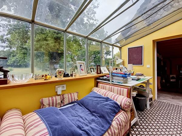 Propriété de charme à vendre à 15 min d'Argentat - Parc paysagé et arboré avec piscine - 4 chambres - Garage - Comble aménageable