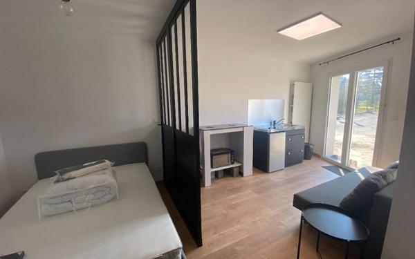 Appartement à louer    1 pièce •  Pessac