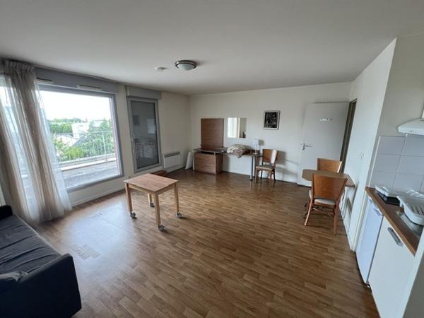 Appartement T1 à louer - 34 m² (réf : 554931)