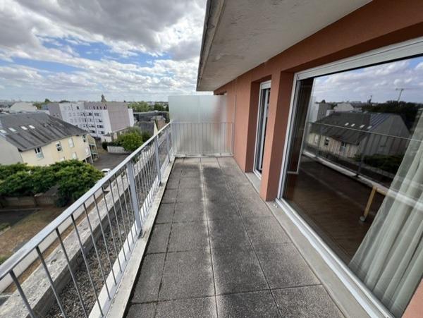 Appartement T1 à louer - 34 m² (réf : 554931)