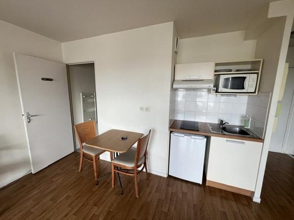 Appartement T1 à louer - 34 m² (réf : 554931)