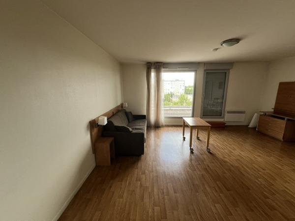 Appartement T1 à louer - 34 m² (réf : 554931)