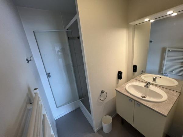 Appartement T1 à louer - 34 m² (réf : 554931)