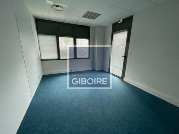 Bureaux - A VENDRE - SAINT GREGOIRE (réf : 35.6323)