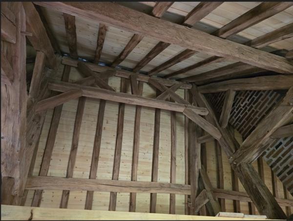 Propriete à vendre 5 pièces proche de SAINT GERMAIN DU BOIS (71)