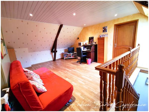 À vendre – Charmante longère en pierre avec dépendance à MERNEL (proche Guer & Brocéliande)