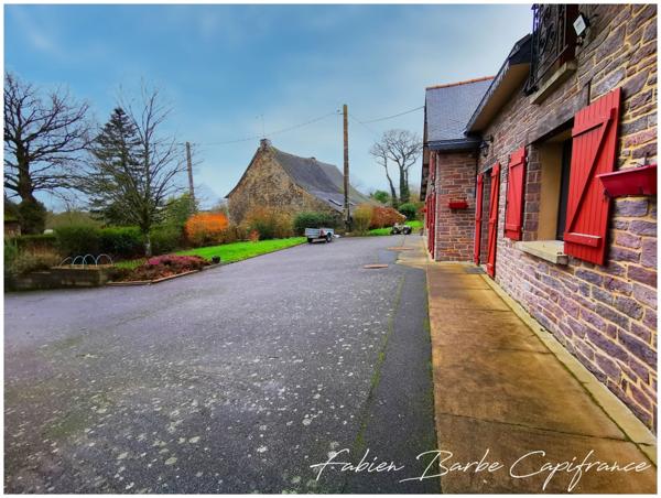 À vendre – Charmante longère en pierre avec dépendance à MERNEL (proche Guer & Brocéliande)