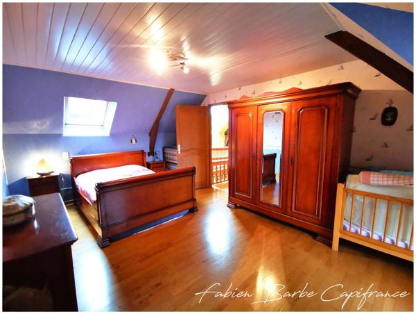 À vendre – Charmante longère en pierre avec dépendance à MERNEL (proche Guer & Brocéliande)