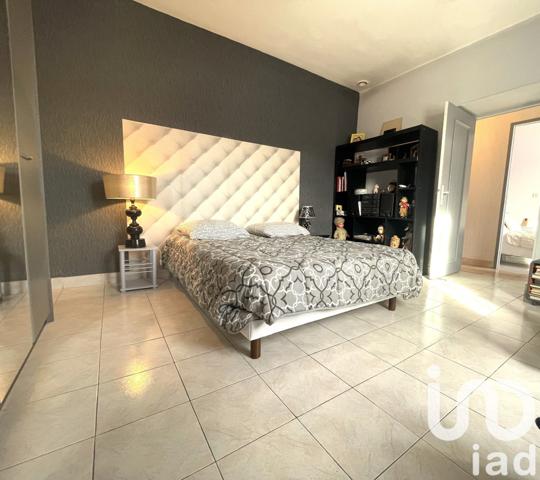 Maison 5 pièces de 148 m² à Saint-Ambroix (30500)