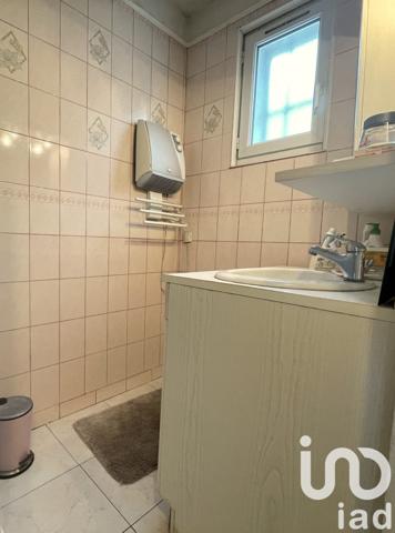 Maison 5 pièces de 148 m² à Saint-Ambroix (30500)