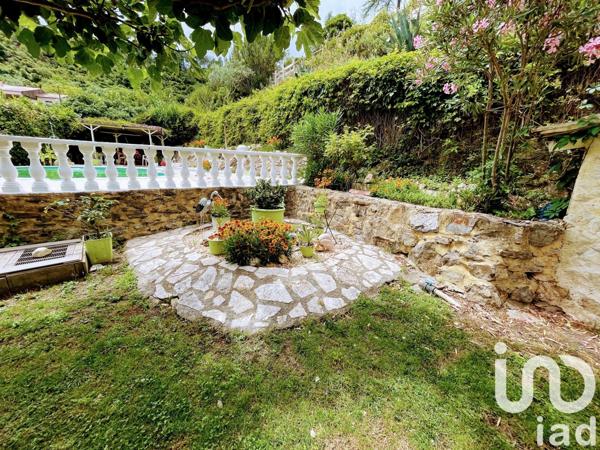 Maison 5 pièces de 148 m² à Saint-Ambroix (30500)