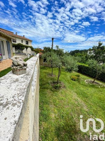 Maison 5 pièces de 148 m² à Saint-Ambroix (30500)